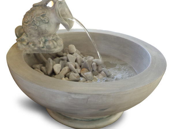 fontaine en résine centrale